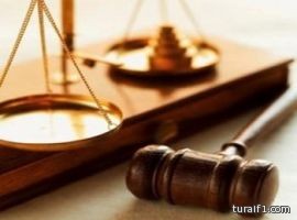 تجمهر أتباع متَّهم بالتكفير أثناء المحاكمة.. والمفتي: الانتساب لجماعتهم خطر
