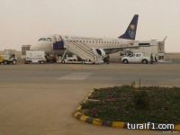 تعطل الطائرة المتجهة من طريف إلى الرياض في مطار طريف وتأخر الركاب