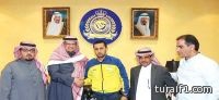 رئيس النصر يوقع مع «دلهوم» لمدة 6 أشهر .. ويلتقي مسؤولي صلة لوضع الآلية الجديدة