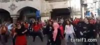 بالفيديو : مصريات يرقصن بالشارع ضد العنف