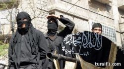 سوريا: 100 ألف شخص فروا من المعارك بين النصرة و”داعش” في محافظة دير الزور