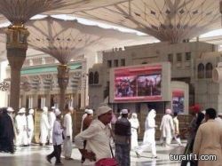 شاشات عملاقة بساحات المسجد النبوي لتوعية الزوار