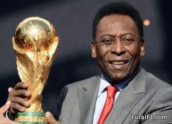 بيليه يفضل مواجهة أوروغواي في نهائي كأس العالم للثأر من صدمة مونديال 1950
