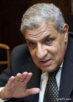 الحكومة المصرية الجديدة تؤدي اليمين أمام الرئيس عبد الفتاح السيسي