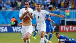 أوروجواي تخطف التأهل من إيطاليا بهدف فى الوقت القاتل