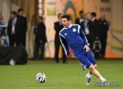 ميسي يحمل آمال الارجنتين أمام هولندا في قبل نهائي كأس العالم