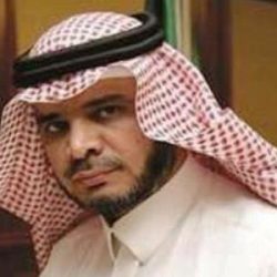 بالصور..مدرسة هجرة بن سعيد تودع المعلم الفاضل جابر الرويلي بعد 28 عاماً من العطاء