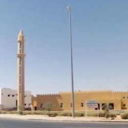 مدرسة بطريف توزع مبالغ مالية لإنضباط طلابها