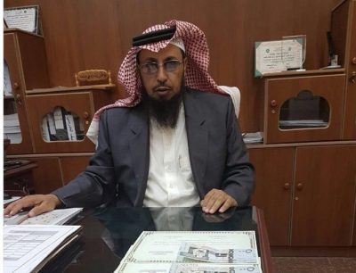 مدرسة بطريف توزع مبالغ مالية لإنضباط طلابها