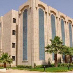 إقرار غرامة 100 ألف ريال أو إلغاء التراخيص لمخالفي نظام البيع بالتقسيط