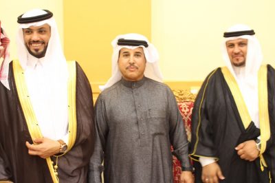 بالصور..عوده عايض الرويلي يحتفل بزواج اخيه عيد وحفيده نايف خلف