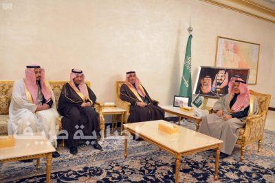 بالصور..أمير الشمالية يكرم أصحاب المبادرات في دعم التنمية السياحية في المنطقة
