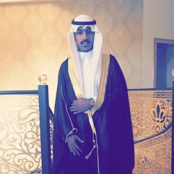 بالصور..مدير المعهد الصناعي الثانوي بطريف يغرس عدد من الأشجار بمناسبة أسبوع الشجرة