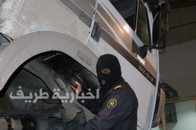 جمرك الحديثة يحبط محاولتي تهريب أكثر من 139 ألف حبة كبتاجون