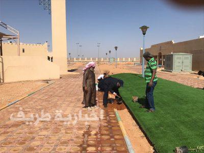 بالصور..مدير المعهد الصناعي الثانوي بطريف يغرس عدد من الأشجار بمناسبة أسبوع الشجرة