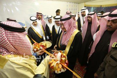 بالصور..الأمير مشعل بن عبدالله يرعى حفل تخريج الدفعة العاشرة من جامعة الشمالية