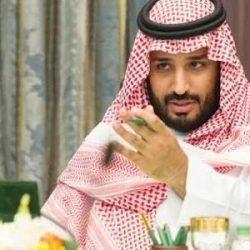 رئيس كتابه عدل عرعر يشكر الموظف فايز قويسم الشراري