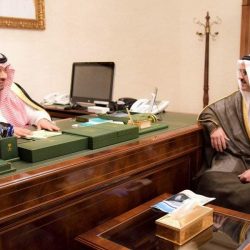 الأمير منصور بن عبدالله يدشن بطاقات التأمين الطبي لأيتام عرعر