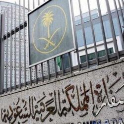 سماحة المفتى : متسولو الإشارات متلاعبون فلا تعطوهم شيئاً حتى لا تساعدوهم على الشر