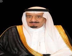 منسوبو مدرسة جعفر الطيار بطريف يودعون “الرويلي” بعد تعيينه قائداً لمدرسة التميز العلمي “معادن”