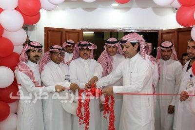 بالصور..مدير صحة الشمالية يدشن حملة التبرع بالدم بمستشفى عرعر المركزي