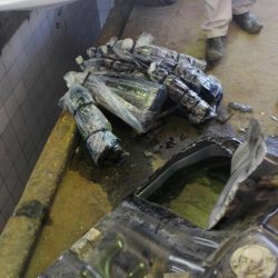وفاة مواطن سعودي وابنه وإصابة الزوجة والابنه اثر حادث مروري بعمان
