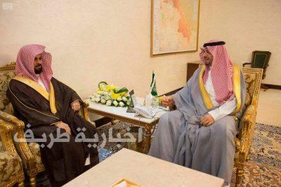 الأمير فيصل بن خالد يلتقي رئيس المحكمة العامة بطريف