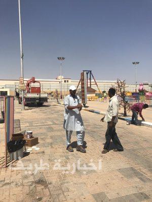 بالصور..بلدية طريف تبدأ تجهيزات مقر إقامة فعاليات كرنفال “جيل الغد” 