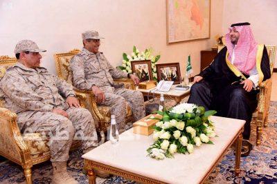 الأمير فيصل بن خالد يستقبل رئيس هيئة الأركان العامة