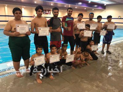 بالصور..مركز لورد الرياضي بطريف يختتم دورة تدريبية في السباحة ويكرم المتميزين