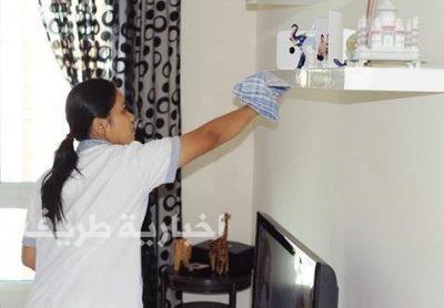 “العمل” تشترط وجود 35 ألف ريال رصيداً بنكياً لاستقدام عاملة منزلية للمواطن