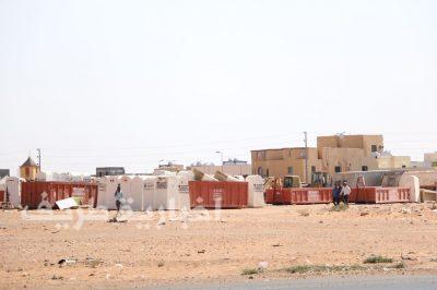بالصور..حاويات وحمامات متنقلة داخل النطاق العمراني بطريف تثير تذمر الأهالي