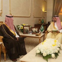 الأمير فيصل بن خالد يطلع على احتياجات المنطقة التنموية