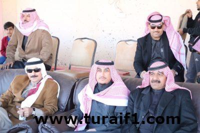 بالصور..الرمز العديلي يدعم الصمود ورئيس النادي يقدم له العضوية الشرفية