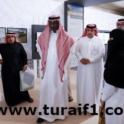الأمير مشعل بن فهد بن فيصل يقوم بزيارة لجناح الحدود الشمالية بالجنادرية