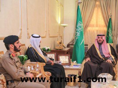 أمير الحدود الشمالية يستقبل مدير إدارة السجون بالمنطقة السابق