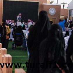 زوار جناح الشمالية في الجنادرية يستمتعون ب”لوحة وطن “