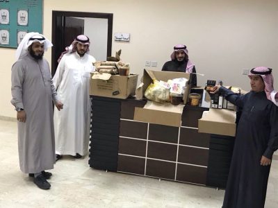بالصور : بلدية العويقيلة تضبط مستودع لحوم مجمدة منتهية الصلاحية
