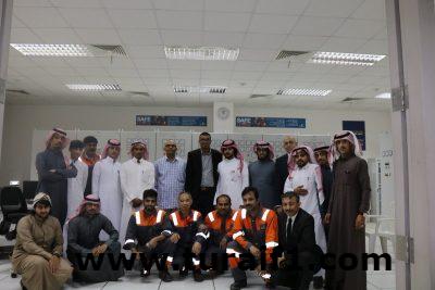 طلاب وأعضاء هيئة التدريس بقسم الكيمياء بكلية العلوم والآداب بطريف يزورون مصنع أسمنت الشمالية