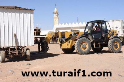 بالصور:بلدية طريف تبدأ خطة الست أسابيع بإزاله ما يشوه المنظر العام