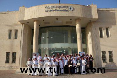بالصور:الغرفة التجارية الصناعية بالشمالية تختتم دورة التميز في خدمة العملاء بطريف