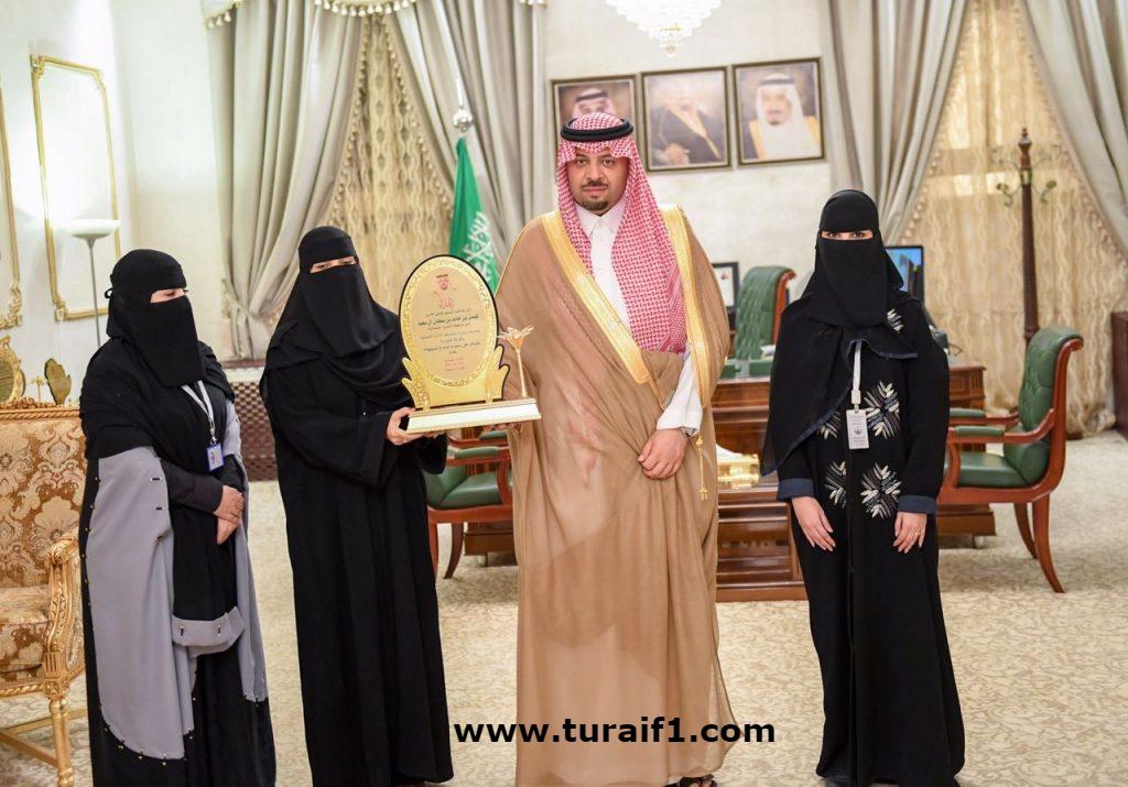 أمير الشمالية يستقبل مديرة الإدارة النسائية بالغرفة التجارية اخبارية طريف أمير الشمالية يستقبل مديرة الإدارة النسائية بالغرفة التجارية اخبارية طريف
