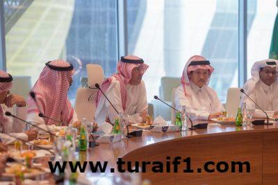 وزير الإعلام يناقش مع رؤساء التحرير المستجدات الراهنة ودور الصحافة السعودية والمشاريع الإعلامية