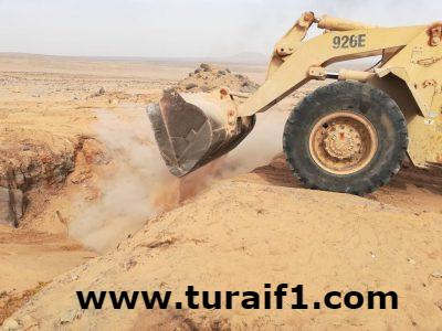 محافظ طريف يوجه بمعالجة  الحفرة المتداولة بمواقع التواصل الاجتماعي في المنطقة البرية (المصلى).