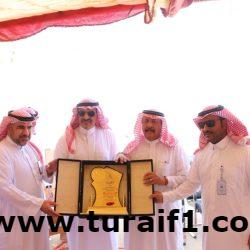 أمير الحدود الشمالية يلتقي عميد الكلية التقنية بعرعر