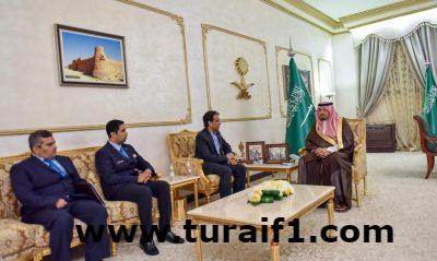 أمير الحدود الشمالية يلتقي عميد الكلية التقنية بعرعر