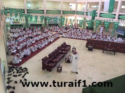 ثانوية معاوية بن ابي سفيان تكرم مدرائها السابقين باليوم العالمي للمعلم