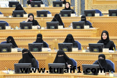عضو “شورى” ينتقد “الاتصالات”: هناك دول تشاهد التلفاز عبر الإنترنت ونحن لا زلنا نعتمد على الدش