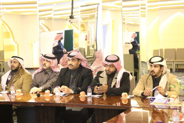 بالصور .. أمين الغرفة التجارية الصناعية بالحدود الشمالية ضيفاً على