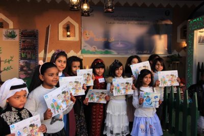 ركن الطفل يستقبل زوارة من الأطفال في اليوم الثالث من مهرجان الصقور بطريف
